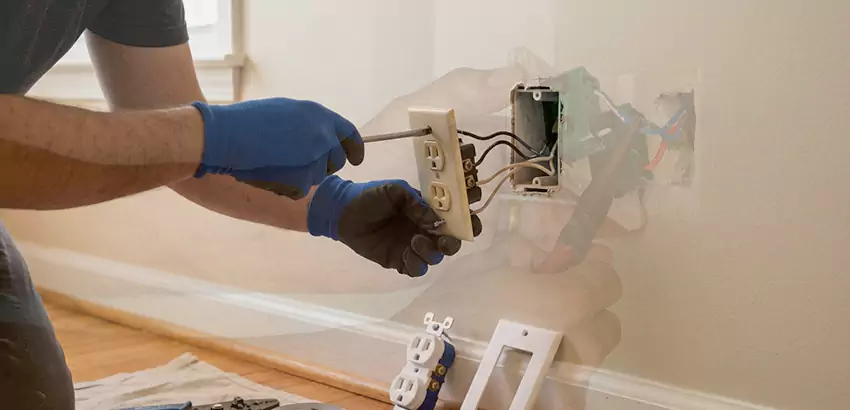 Motion Sensor Light Switch Replacement in Daytona Beach