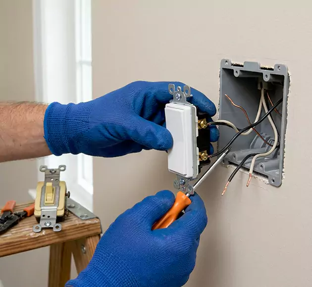 Professional Light Switch Replacement: Your Local Swap-Out Team in Daytona Beach, FL