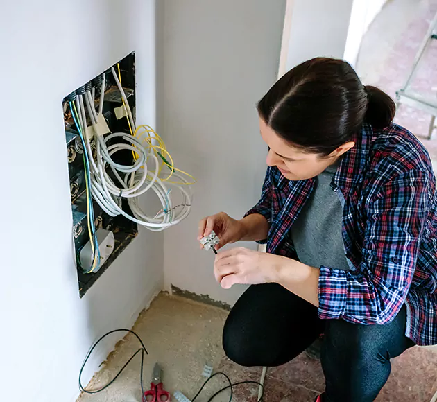 Professional Whole House Rewiring: Your Local Rewiring Specialists in Daytona Beach, FL